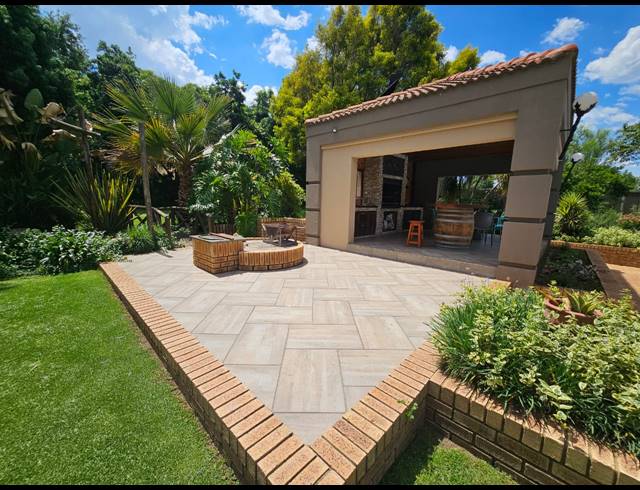 4 BEDROOM HOUSE FOR SALE IN VANDERBIJLPARK SW 5